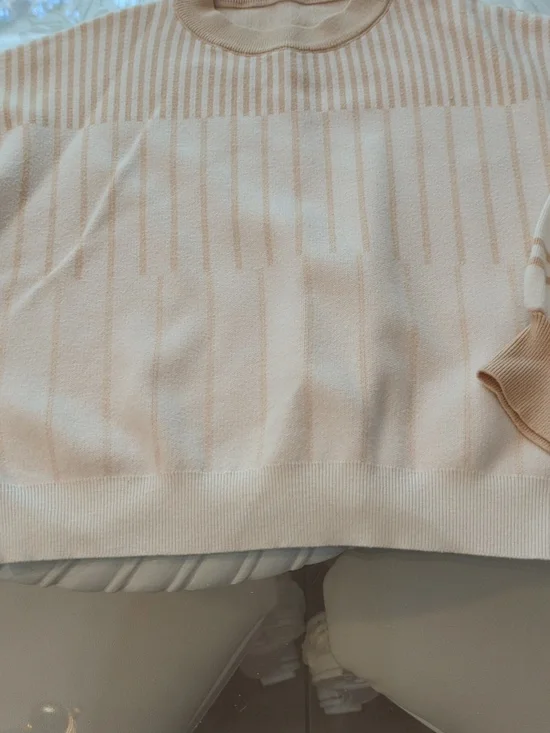 Cream & Tan Striped Crewneck Sweater Loose Relaxed Fit Small - Picture 8 of 13